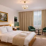 Cafe Post Hotel 3*